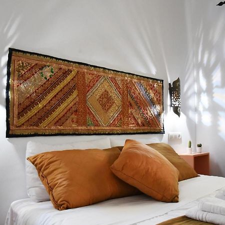 Puerta Real Apartamentos Севилья Экстерьер фото